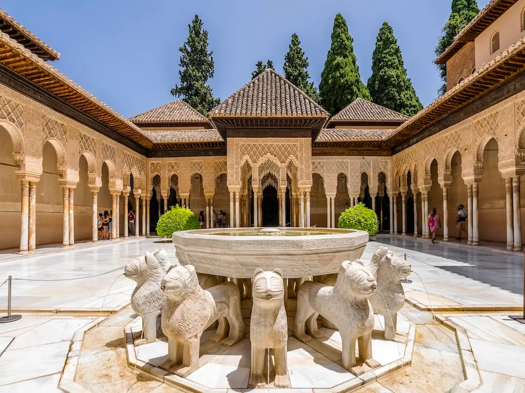 self guided walking tour granada spain