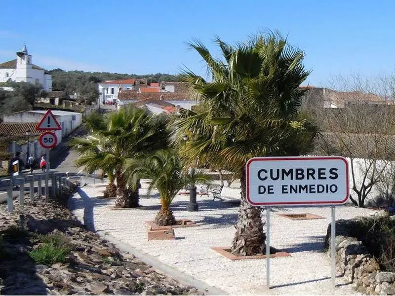Cumbres de Enmedio, the smallest town in Andalucia