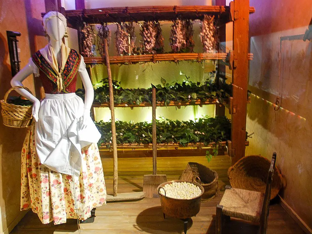 History of Silk in Andalucia