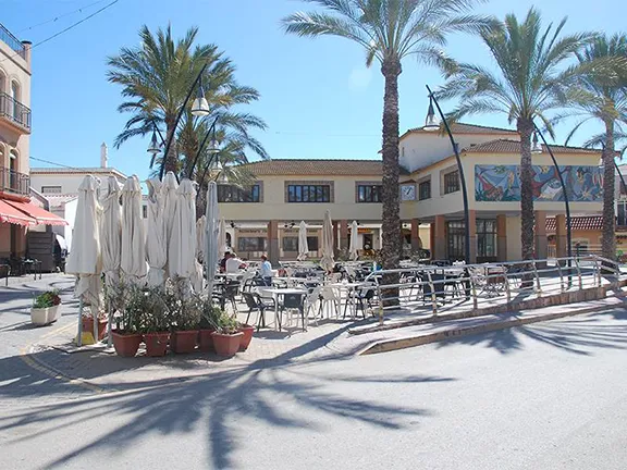 Palomares Square