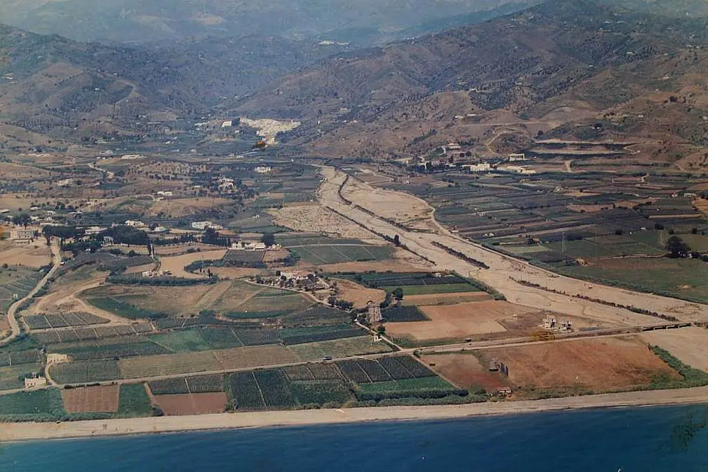 Valley of Algarrobo