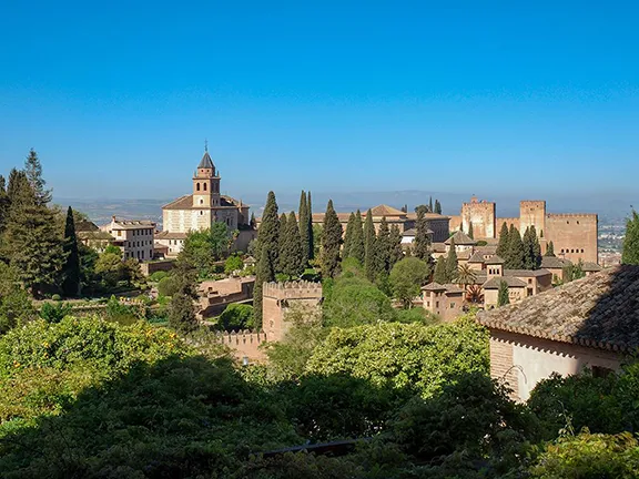 visit granada in 2 days